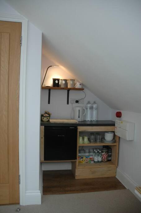 Cowslip Barn Annexe, Countryside Stay Near ชิชิสเตอร์ ภายนอก รูปภาพ